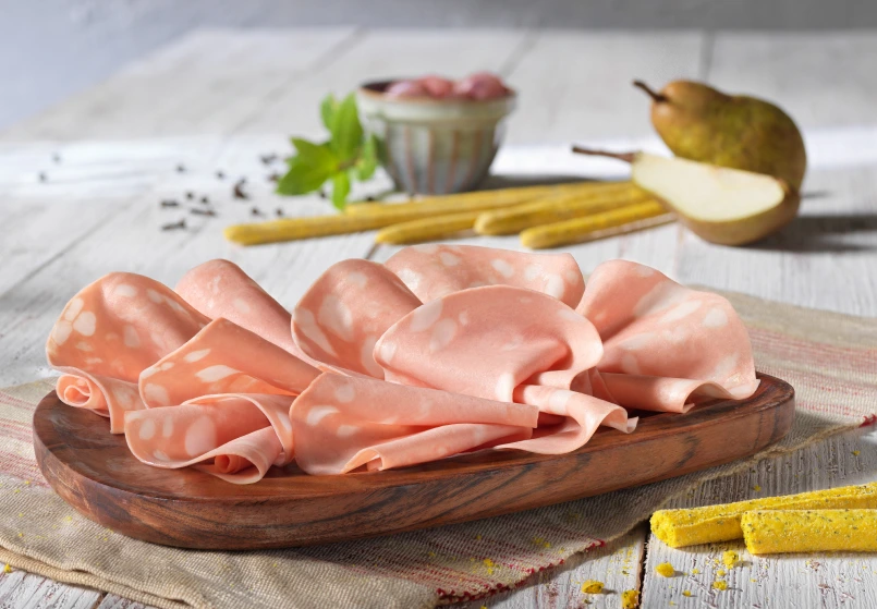 Mortadella senza glutine e Lattosio preparata da Golfera per i consumatori più esigenti